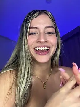 Issabela G1 online show from March 4, 2025, 5:32 am