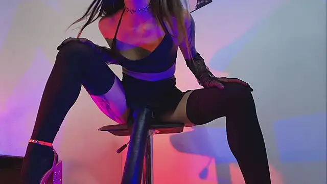 amber  blair online show from October 30, 2025, 2:58 pm