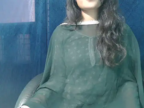 Snapshot of Yashi chatting on October 25, 2025, 11:09 am Yashi online show from October 25, 2025, 11:09 am