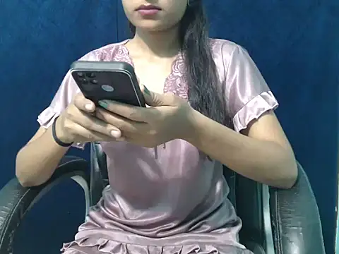 Snapshot of Yashi chatting on September 24, 2025, 2:56 pm Yashi online show from September 24, 2025, 2:56 pm