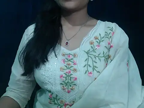 Snapshot of Yashi chatting on June 4, 2026, 4:33 pm Yashi online show from June 4, 2026, 4:33 pm