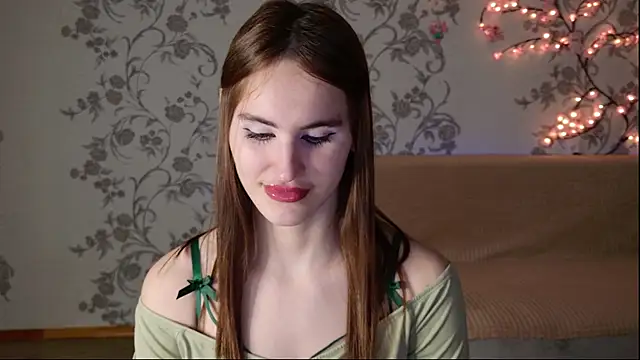 Snapshot of Felicia-Star chatting on April 22, 2026, 6:36 pm Felicia-Star online show from April 22, 2026, 6:36 pm