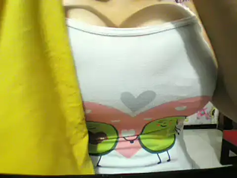 Snapshot of Evelynnsexx chatting on March 1, 2025, 12:12 pm Evelynnsexx online show from March 1, 2025, 12:12 pm
