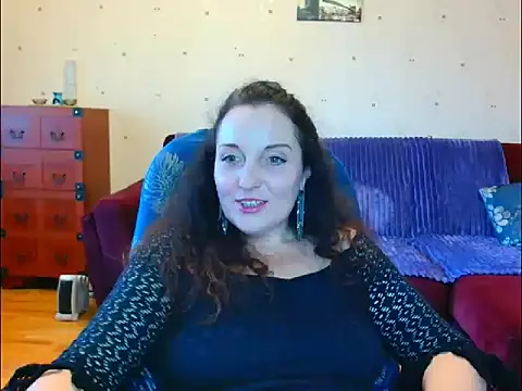 Snapshot of Alice3694 chatting on February 24, 2026, 9:54 am Alice3694 online show from February 24, 2026, 9:54 am