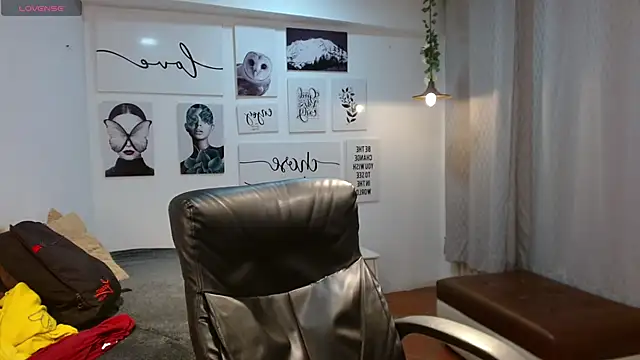 Cerokershelby online show from November 25, 2025, 11:10 am