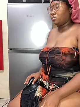 CurvyTeddy online show from March 18, 2025, 9:43 pm