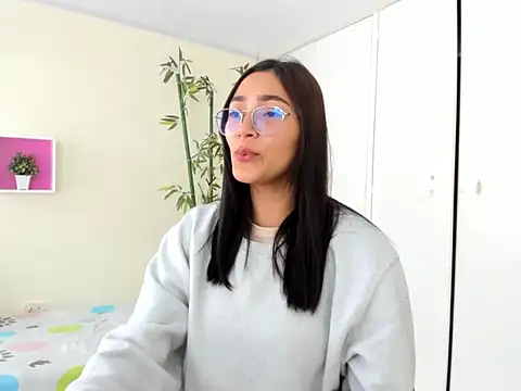 Snapshot of ASIAM_BRUNET chatting on January 11, 2026, 3:52 pm ASIAM BRUNET online show from January 11, 2026, 3:52 pm