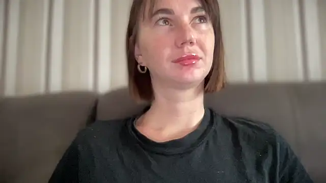 Snapshot of EvilDemon94 chatting on October 8, 2025, 7:43 am EvilDemon94 online show from October 8, 2025, 7:43 am