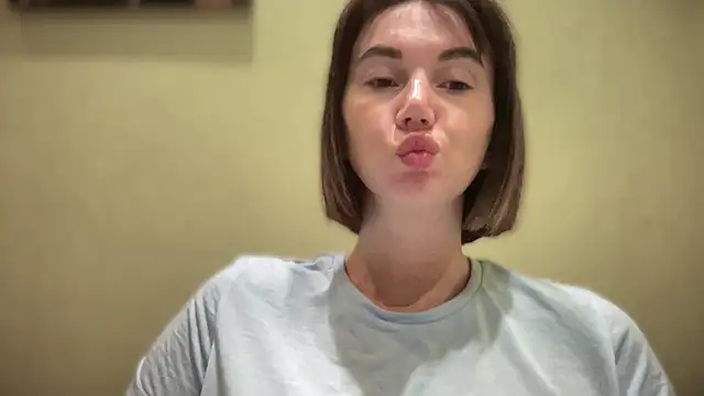 Snapshot of EvilDemon94 chatting on October 6, 2025, 4:46 am EvilDemon94 online show from October 6, 2025, 4:46 am