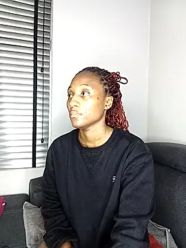 Lucy Blacksilk online show from March 6, 2026, 8:20 am