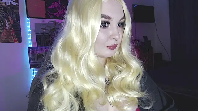 Greeenfriends6969 online show from November 28, 2025, 8:53 pm