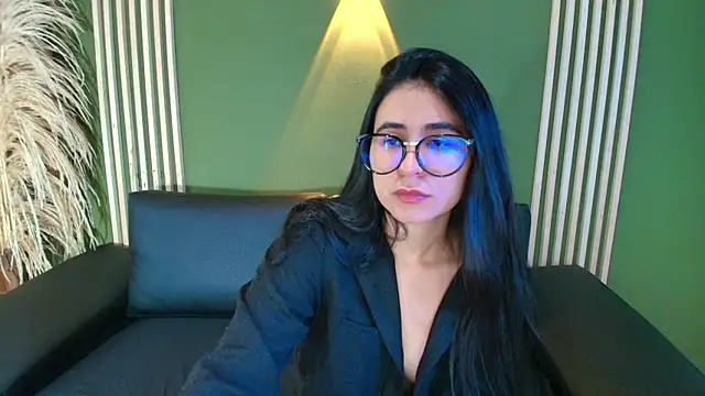 Snapshot of ChloeTurner_ chatting on October 13, 2025, 3:13 pm ChloeTurner online show from October 13, 2025, 3:13 pm