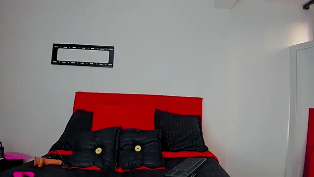 emagarcia online show from November 2, 2025, 11:26 am