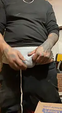 yomanfriend online show from January 15, 2025, 9:51 pm