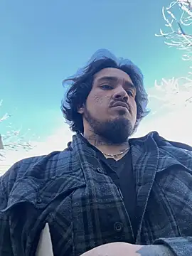 yomanfriend online show from December 18, 2024, 8:03 pm