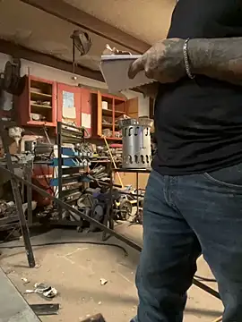 yomanfriend online show from January 4, 2025, 12:05 am