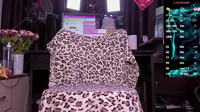 Raissa sky26 online show from February 24, 2026, 3:40 am