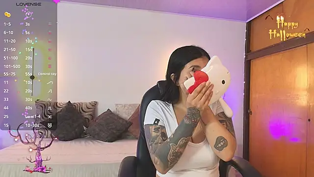  gaby2 online show from October 14, 2025, 12:28 pm