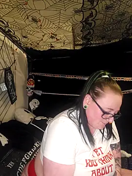 Snapshot of Bunny_Cummings chatting on November 5, 2025, 10:24 pm Bunny Cummings online show from November 5, 2025, 10:24 pm