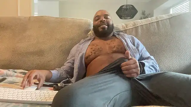 Snapshot of Bbcfun44 chatting on February 4, 2025, 5:23 pm Bbcfun44 online show from February 4, 2025, 5:23 pm