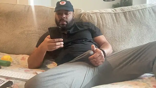 Snapshot of Bbcfun44 chatting on February 11, 2025, 7:05 pm Bbcfun44 online show from February 11, 2025, 7:05 pm