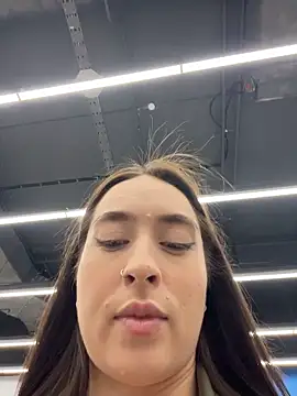 Holly Play online show from March 23, 2026, 12:05 pm