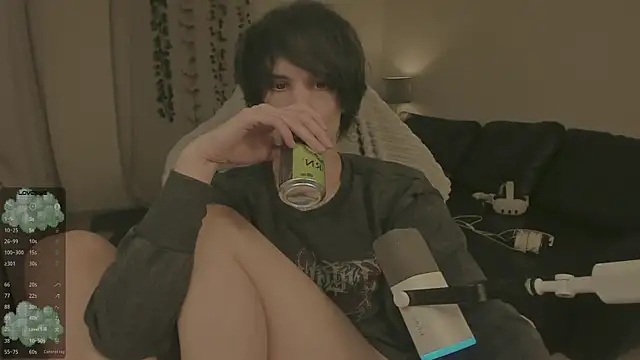 Snapshot of Wampeyes chatting on December 4, 2025, 5:23 pm Wampeyes online show from December 4, 2025, 5:23 pm