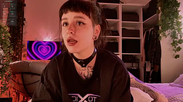 MichaellaMoon online show from March 21, 2026, 5:28 pm