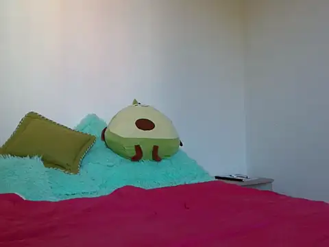 milfevha online show from January 13, 2026, 10:03 pm