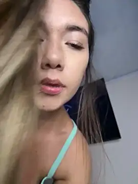 Snapshot of Iris_lee chatting on May 14, 2026, 1:13 am Iris lee online show from May 14, 2026, 1:13 am