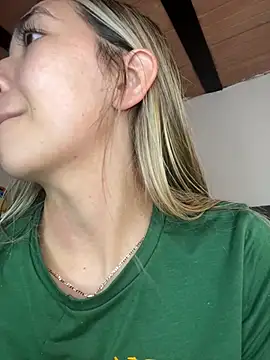 Iris lee online show from March 1, 2025, 3:16 pm