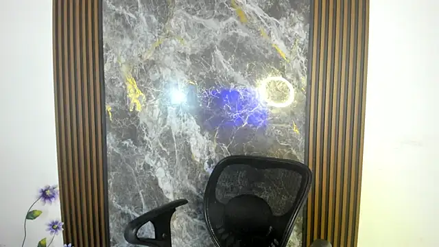 nicol jone1 online show from November 22, 2025, 10:30 pm