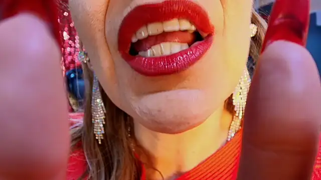 MelaniaKnauss online show from September 25, 2025, 8:15 pm