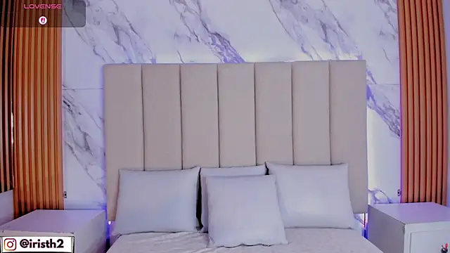 Iris Thompson  online show from February 8, 2026, 3:48 am