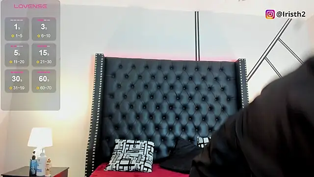 Iris Thompson  online show from March 18, 2025, 8:05 pm