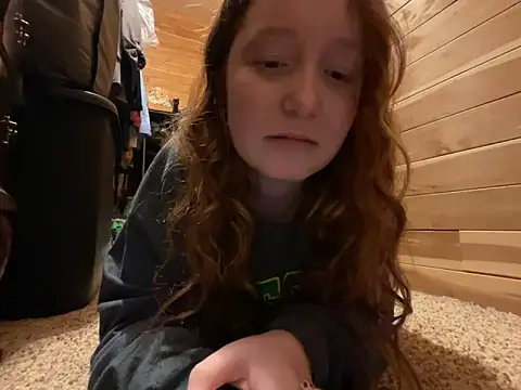 gingerbabe18 online show from January 4, 2025, 12:37 am