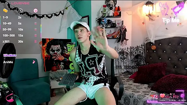 flowers18 online show from October 28, 2025, 10:31 pm