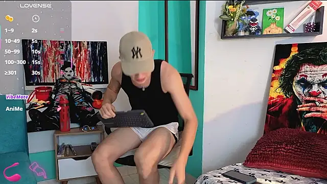 flowers18 online show from February 24, 2026, 10:32 pm