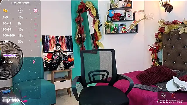 flowers18 online show from December 19, 2025, 10:45 pm