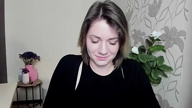 Snapshot of MariaSttone chatting on March 6, 2025, 5:00 pm MariaSttone online show from March 6, 2025, 5:00 pm