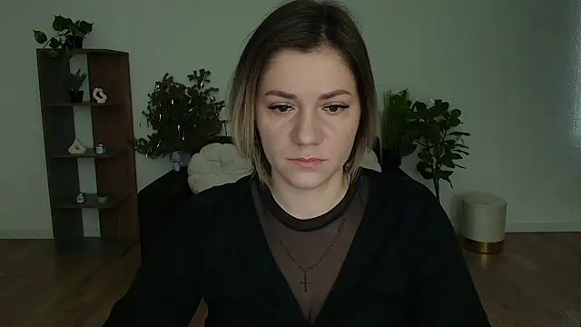Snapshot of MariaSttone chatting on February 5, 2025, 11:55 am MariaSttone online show from February 5, 2025, 11:55 am