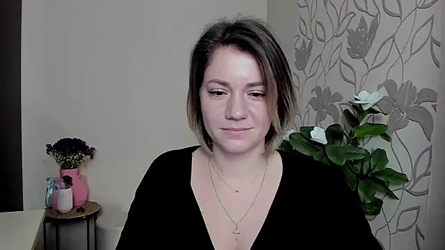 Snapshot of MariaSttone chatting on February 22, 2025, 2:41 pm MariaSttone online show from February 22, 2025, 2:41 pm