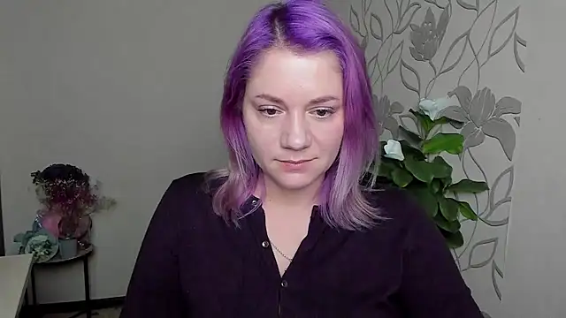 MariaSttone online show from April 4, 2026, 9:10 pm