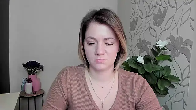 Snapshot of MariaSttone chatting on February 27, 2025, 1:49 pm MariaSttone online show from February 27, 2025, 1:49 pm
