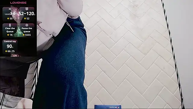 Snapshot of baoer-558 chatting on December 5, 2025, 3:38 am baoer-558 online show from December 5, 2025, 3:38 am