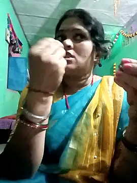 Snapshot of Chandni chatting on March 2, 2025, 10:13 pm Chandni online show from March 2, 2025, 10:13 pm