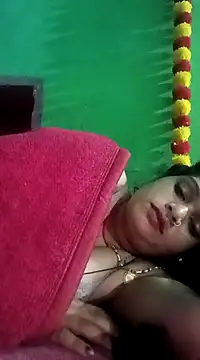 Snapshot of Chandni chatting on March 1, 2025, 11:37 pm Chandni online show from March 1, 2025, 11:37 pm