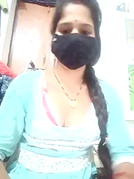 Snapshot of Chandni chatting on December 3, 2025, 4:50 pm Chandni online show from December 3, 2025, 4:50 pm