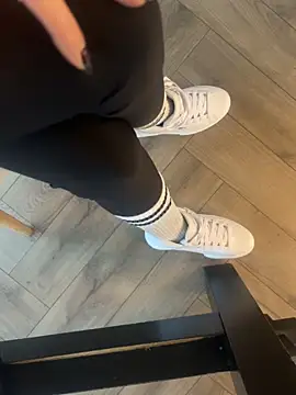 FeetVibe online show from October 20, 2025, 6:04 am