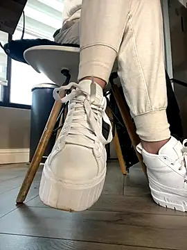 FeetVibe online show from November 14, 2025, 8:18 am